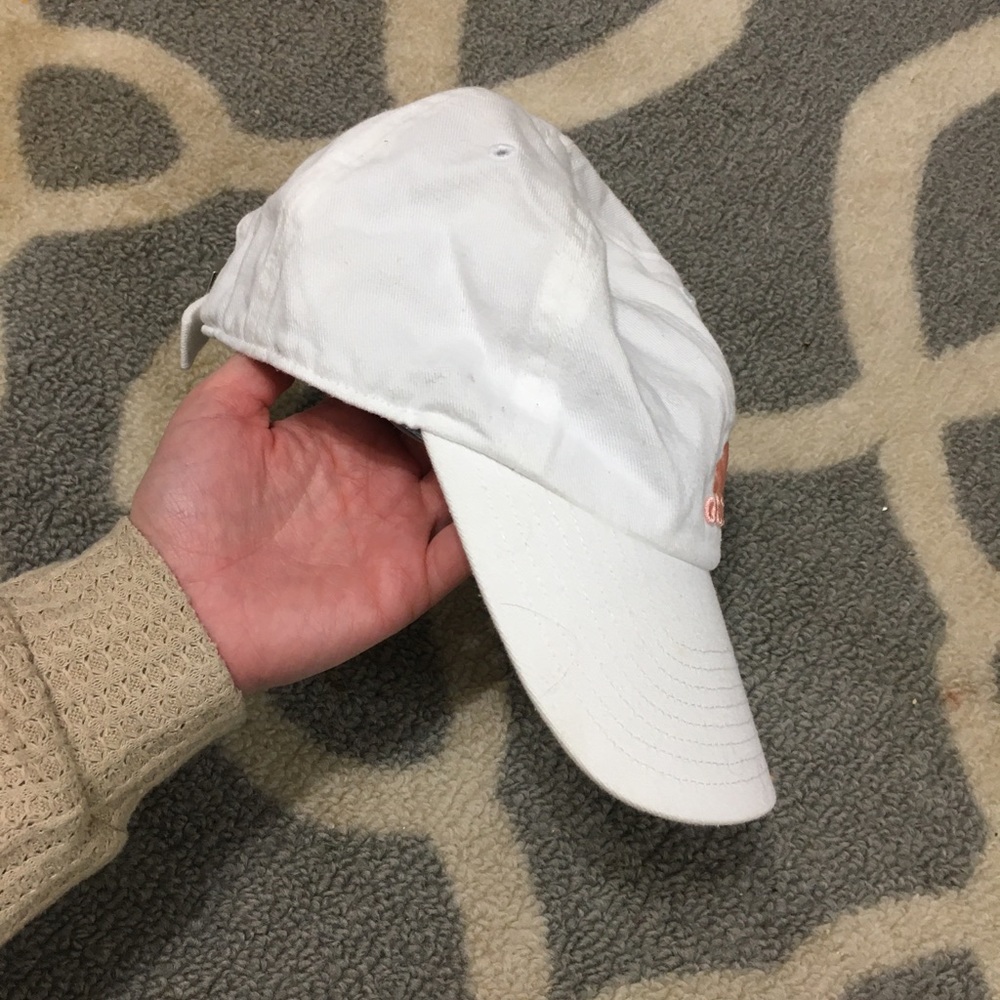 Adidas hat - Picture 3 of 6